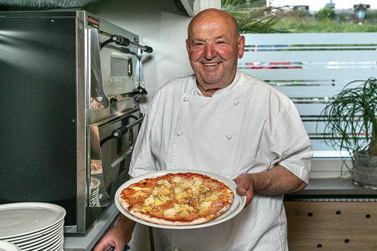 La squisita pizza dello chef Toni
